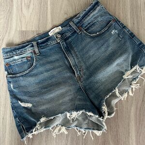 Abercrombie & Fitch The Cutoff Short High Rise